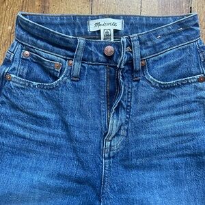 Madewell Curvy Perfect Vintage Jeans - worn ONCE